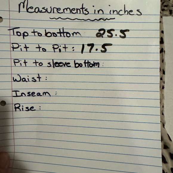 Burberry Black and Cream Patterned Garment - Picture 5 of 5